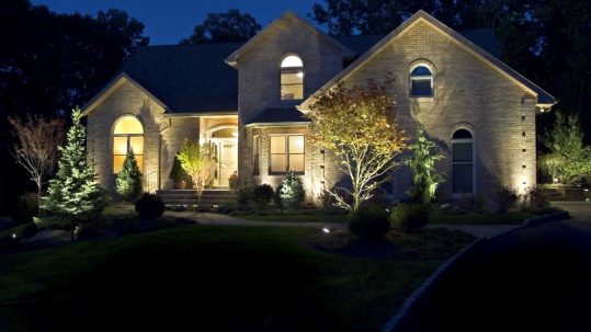 outdoor residential lighting